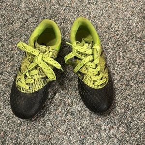 Admiral soccer cleats, sz 13.5